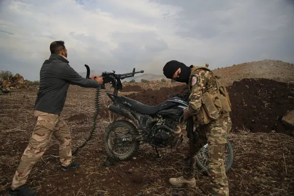 Suriye’ye kara harekatı artık an meselesi! Suriye Milli Ordusu emir bekliyor! Topçu birliklerinden ağır bombardıman