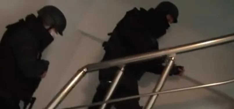 İstanbul’da PKK/YPG'li 8 şüphelinin yakalandığı operasyon kamerada