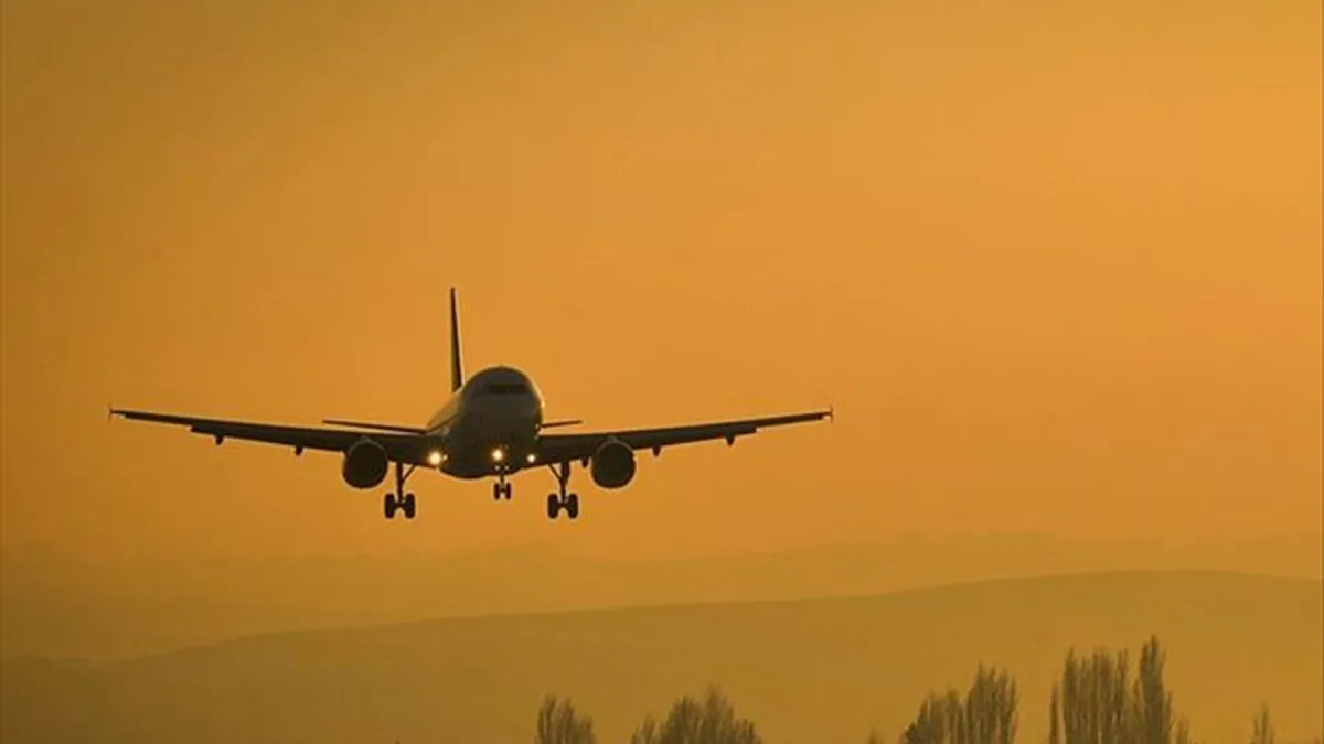İstanbul'dan Tahran'a giden bir uçak geri döndü