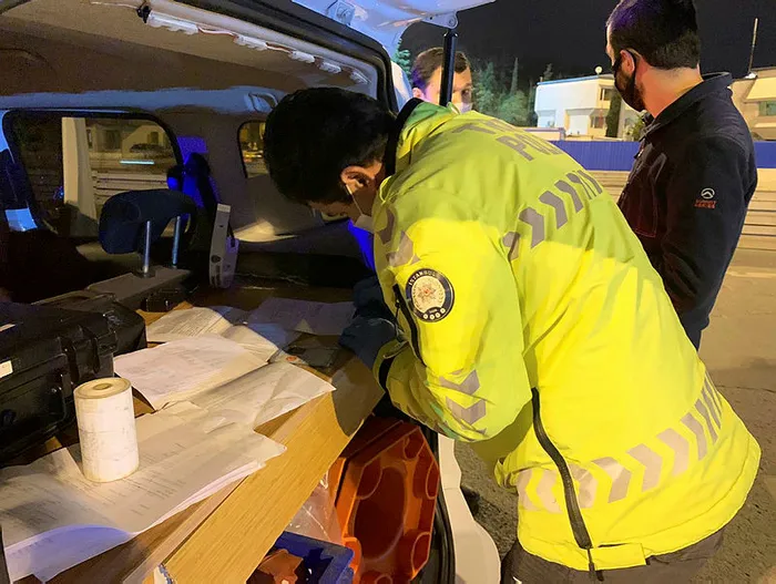 İstanbul'da sokağa çıkma yasağına uymayanlara para cezası - 1