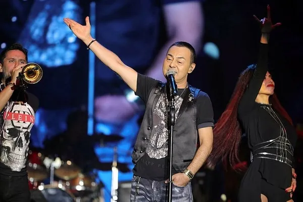 Serdar Ortaç’tan Beşiktaş’a hakaret! Suç duyurusunda bulunuldu