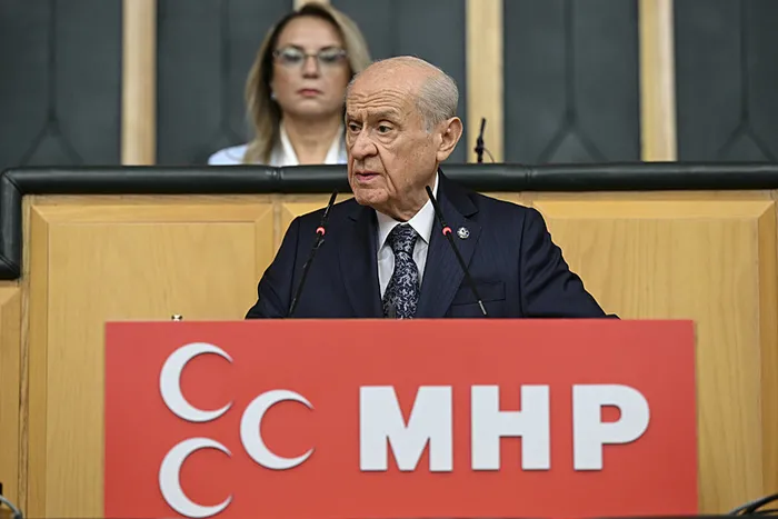 Bahçeli’den Özgür Özel’in sokak çağrılarına çok sert tepki: Hayırdır Özgür Bey darbe mi düşünüyorsun?