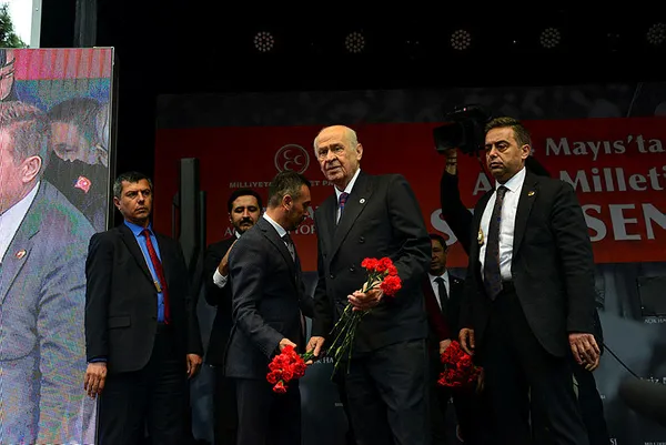 mhp-lideri-devlet-bahceliden-tokatta-onemli-aciklamalar-cumhur-ittifaki-dunyaya-turk-muhrudur-1683820896319.jpg MHP lideri Devlet Bahçeli'den Tokat'ta önemli açıklamalar: Cumhur İttifakı dünyaya Türk mührüdür - 2
