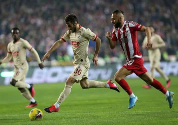 Son dakika: Sivasspor ile Galatasaray 2-2 berabere kaldı