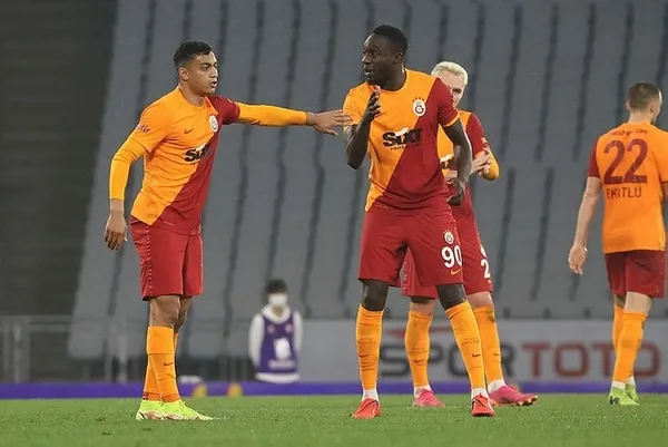 fatih-terim-derbi-sonrasi-ilk-kez-konustu-telafisi-yok-1637768564830.jpg Galatasaray Teknik Direktörü Fatih Terim derbi sonrası ilk kez konuştu: Telafisi yok! - 3