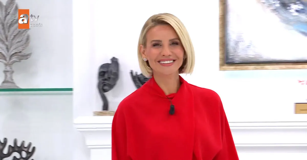 Esra Erol 11 Eylül Pazartesi yayın izle