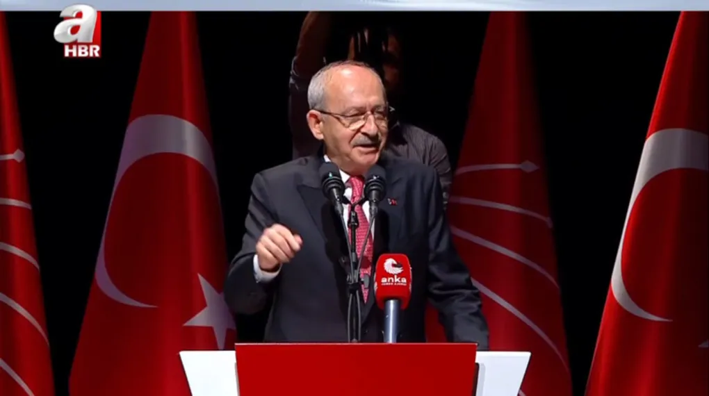 CHP'de 264 eski milletvekili istifa etti