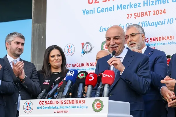 1709045718351.jpg Altıok değil Altınok! Ulaşım müjdesi! "Ankara'yı dünya başkenti yapacağız" - 1
