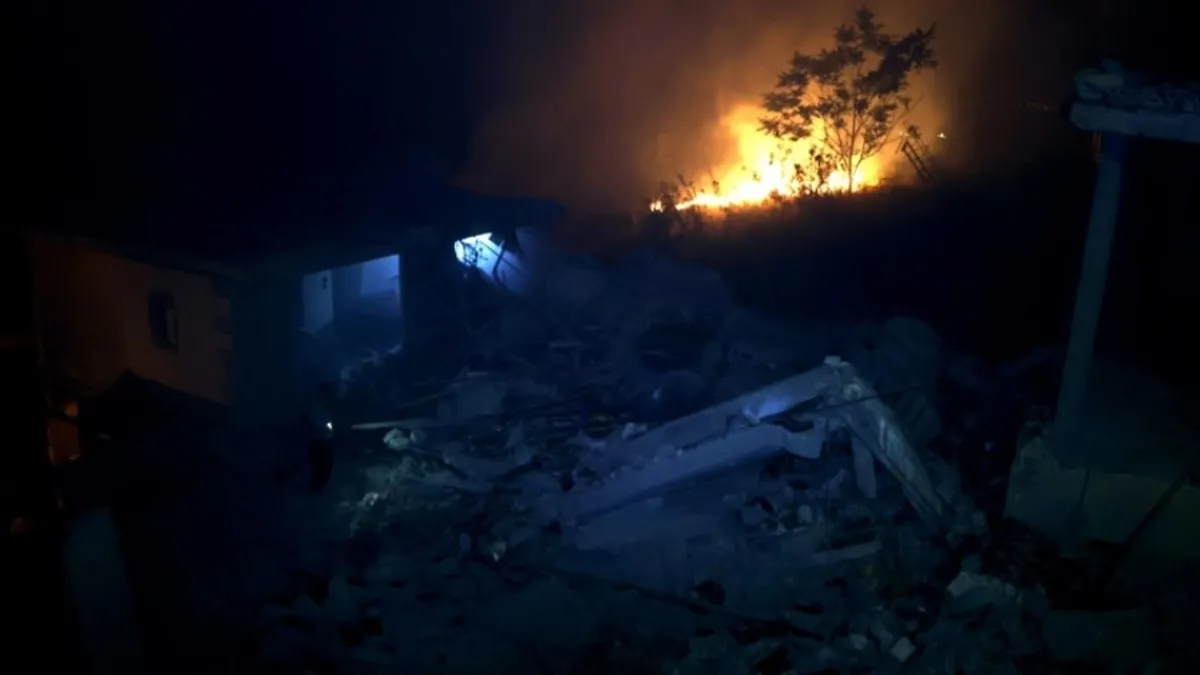 İşgalcilerden Lübnan'a hava saldırısı! Savaş uçakları Suriye sınırını vurdu