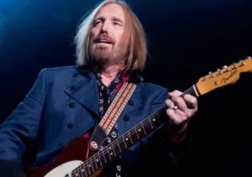 Rock yıldızı Tom Petty hayatını kaybetti