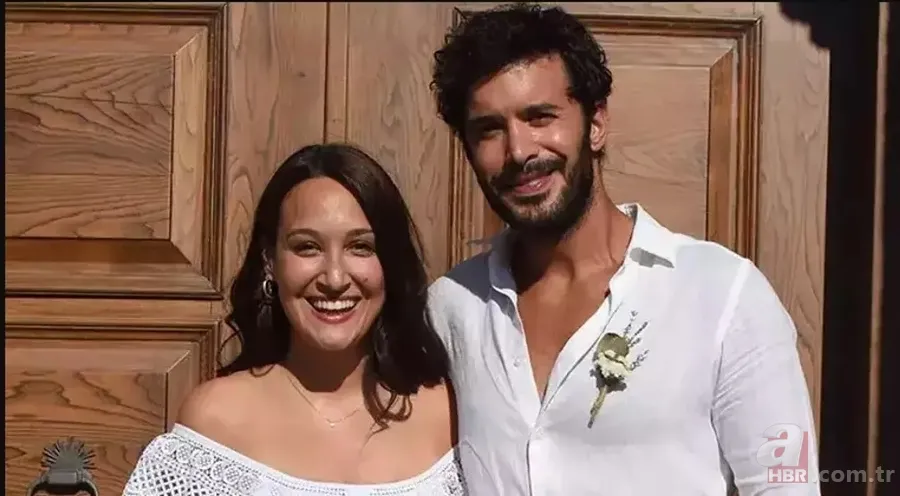 2 yıl önce doğmuştu! Barış Arduç ile Gupse Özay'ın kızı Jan Asya sevimliliğiyle 'Maşallah' dedirtti! 1