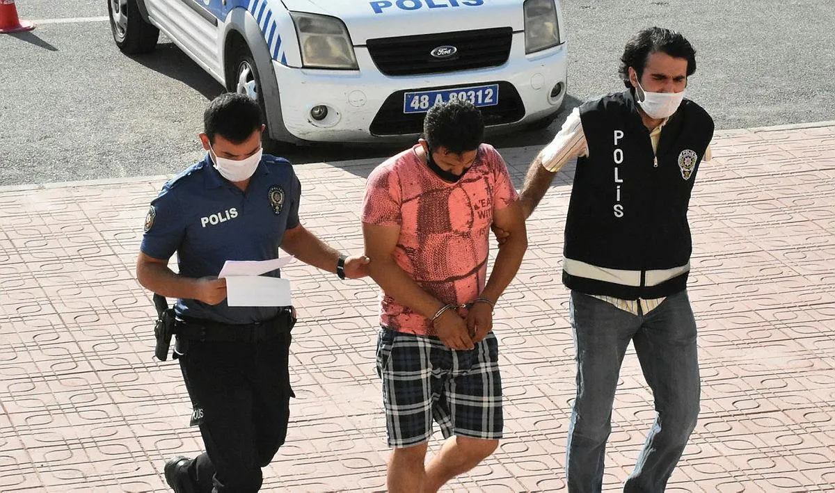 Bodrum'da denize çıplak giren kişi gözaltına alındı!