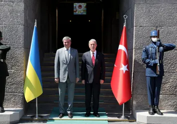Milli Savunma Bakanı Hulusi Akar Ukrayna Başbakan Yardımcısı ile görüştü