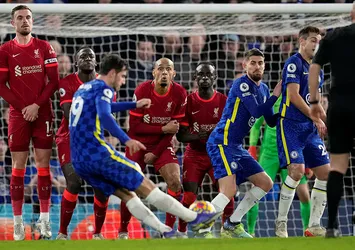 Chelsea ile Liverpool berabere kaldı