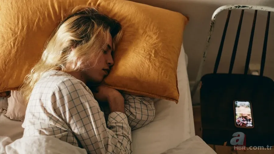 Geceleri fark etmiyorsunuz! Uzmanlar uyardı: Uyurken yaptığınız o hareket ciddi bir tehdit 2