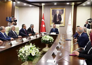 HSK'da iş bölümü ve daire başkanları belirlendi