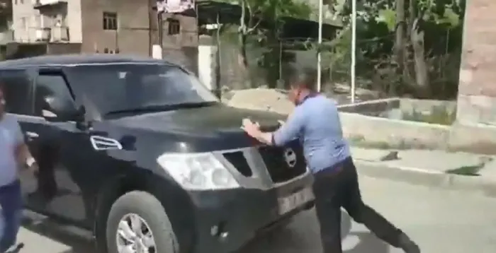 Son dakika: Ermenistan Başbakanı Paşinyan’a öfke dinmiyor: Defol, burada işin yok - 3