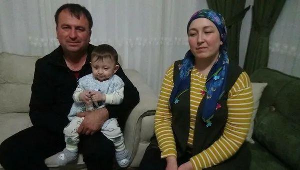 Dünyanın ilk rahim nakli ile doğan Ömer Özkan 20 aylık oldu! Anne Derya Sert konuştu - 3