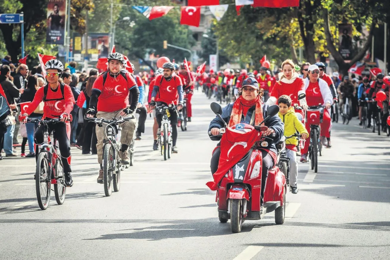 İstanbul’da 94. yıldönümü coşkusu