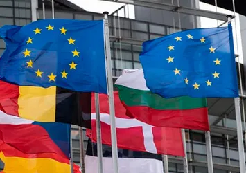 Küresel kriz avro bölgesini vurdu! O ülkeler borç batağında