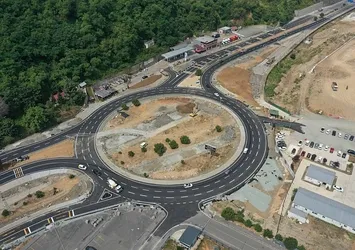 Trabzon Şehir Hastanesi kavşağı ulaşıma açıldı