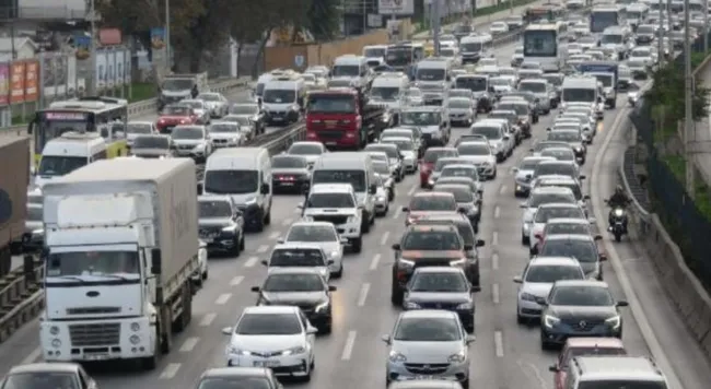 Araç sahipleri dikkat! Uzman isim uyardı: Ucuz antifriz 15 bin liralık masraf açabilir