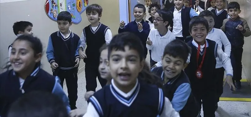 Okullar ne zaman açılacak? 5. ve 9. sınıflar ne zaman okula başlayacak? Yüz yüze eğitim...