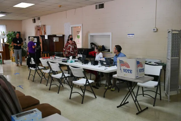 ABD’de nefesler tutuldu! Kongre ara seçimlerinde son durum