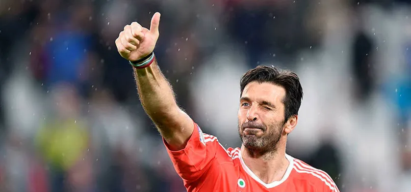 Boca Juniors'tan Buffon'a transfer teklifi