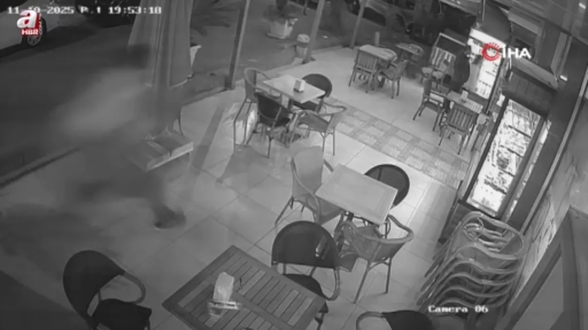 Pastanede dehşet anları kamerada