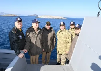 Yunan basınında 'Kardak' paniği