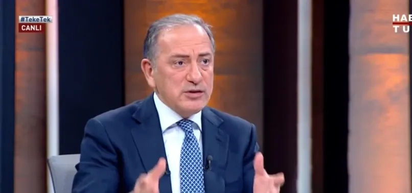 Habertürk TV'de skandal sözler! Fatih Altaylı camide provokasyona imza atan Eda Taşpınar'a arka çıkıp Diyanet'i hedef aldı