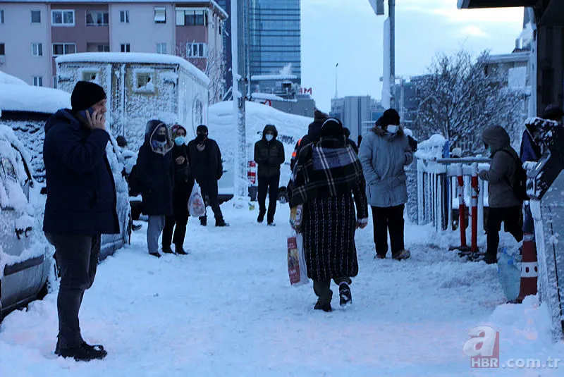 İstanbul yaya kaldı! Yetersiz İBB vatandaşa eziyet oldu 13