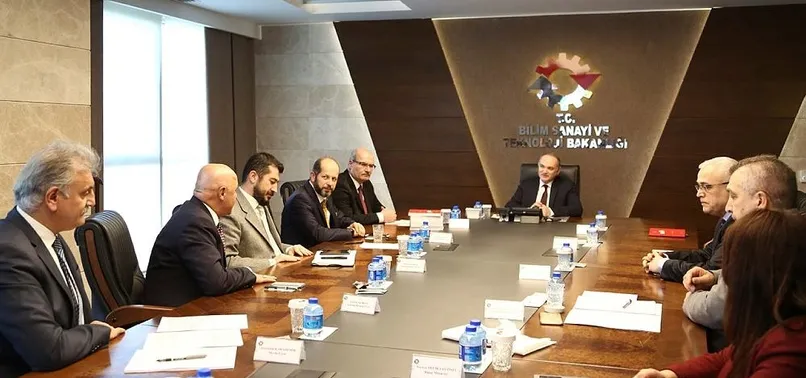 Bakan Faruk Özlü'den yerli otomobil açıklaması