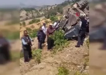 Kahramanmaraş’ta iş makinesi devrildi:1 ölü