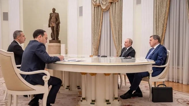Bakan Fidan ile Putin görüşmesinden ilk görüntüler!