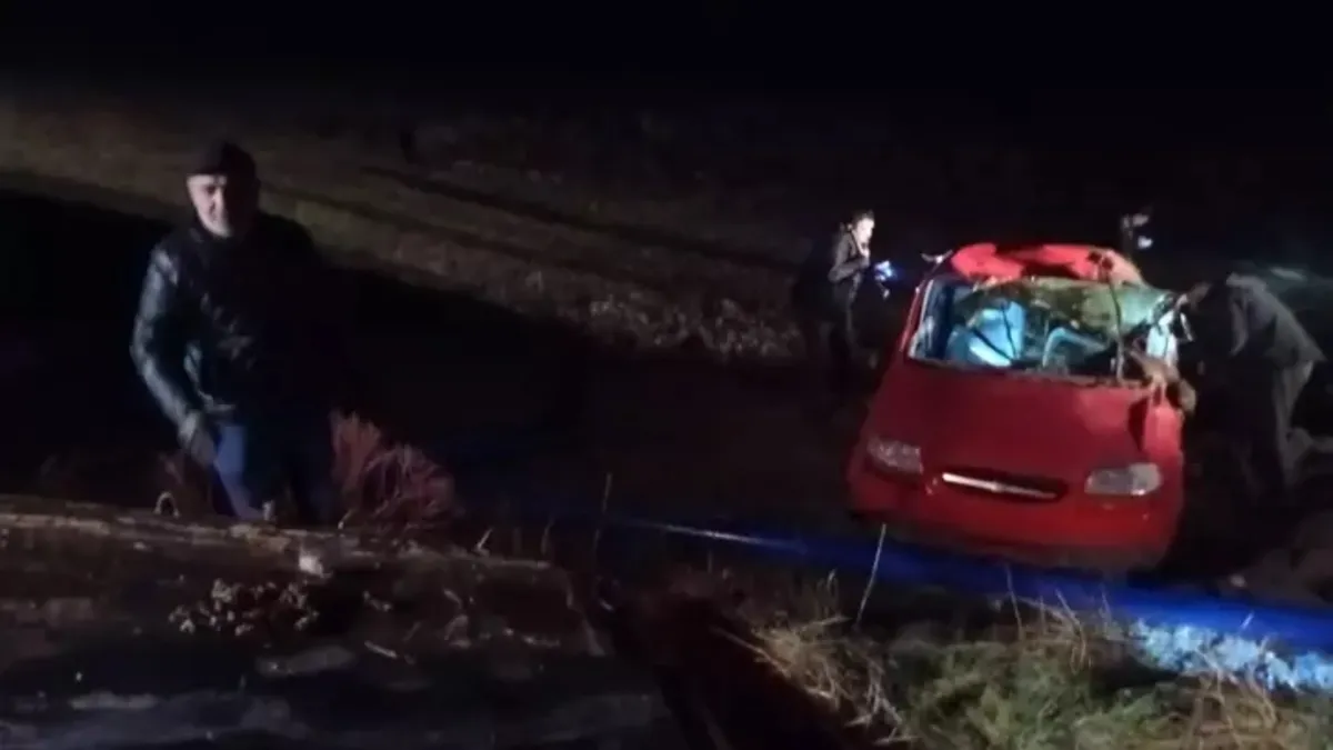 Başkentte feci kaza! Otomobil şarampole uçtu: 3 kişi yaralandı