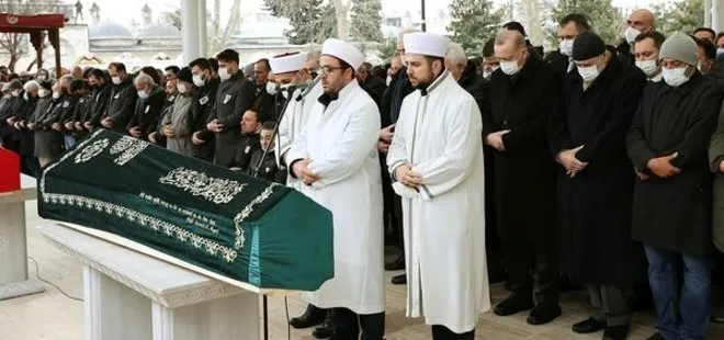 Başkan Recep Tayyip Erdoğan İlim Yayma Vakfı kurucusu İbrahim Halit Çizmeci’nin cenaze törenine katıldı
