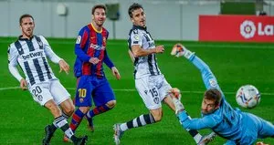 Barcelona sahasında kazandı