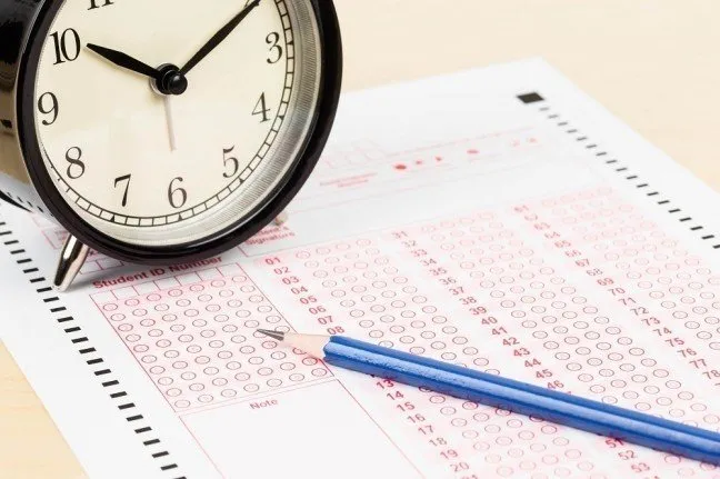 Bursluluk sınavı puan hesaplama nasıl yapılır? 2020 MEB İOKBS kazanmak için kaç doğru-yanlış gerekiyor?