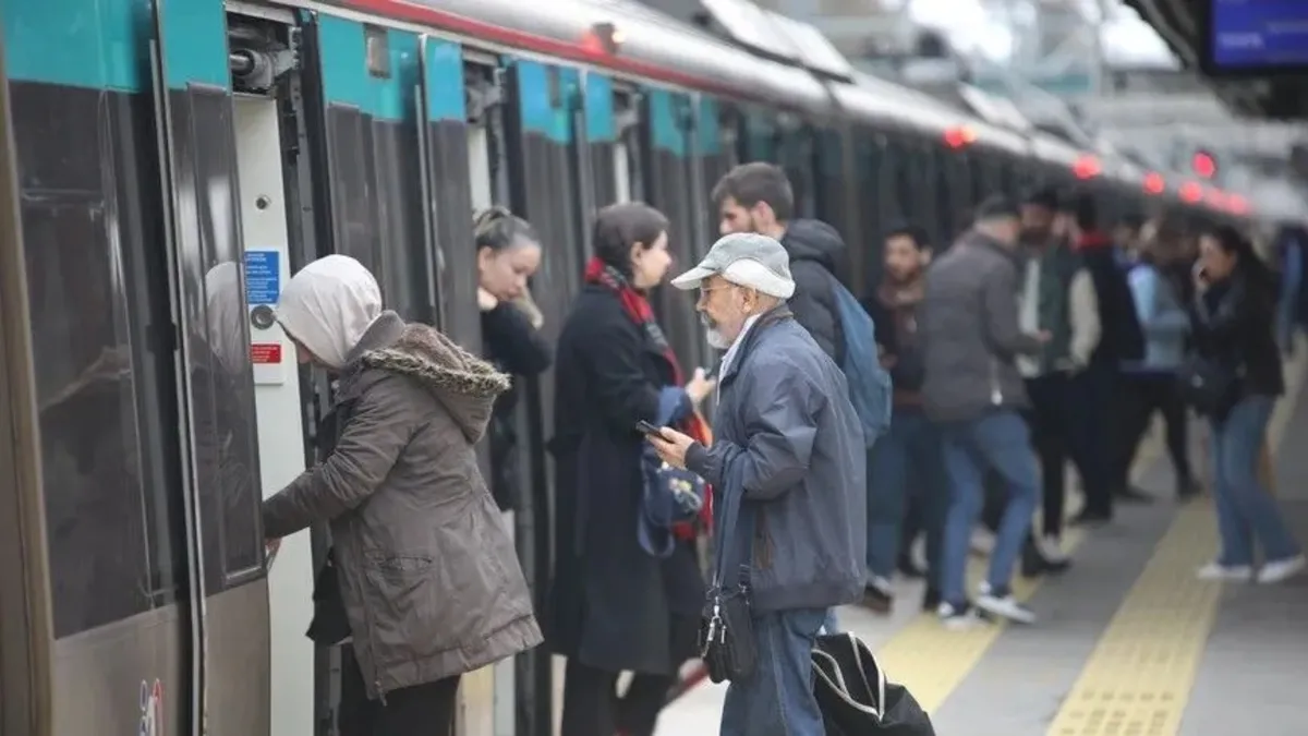 Resmi Gazete'de yayımlandı! 29 Ekim'de bazı hatlarda ulaşım ücretsiz