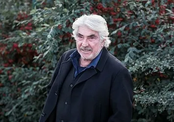 Usta oyuncu Erdal Özyağcılar'dan kötü haber