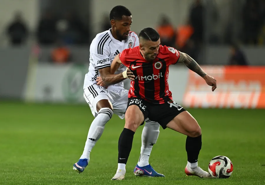 kartal-eryamandan-galibiyetle-ayrildi-besiktas-genclerbirligini-maglup-etti-1773602169642.jpg Kartal Eryaman'dan galibiyetle ayrıldı! Beşiktaş Gençlerbirliği’ni mağlup etti - 8