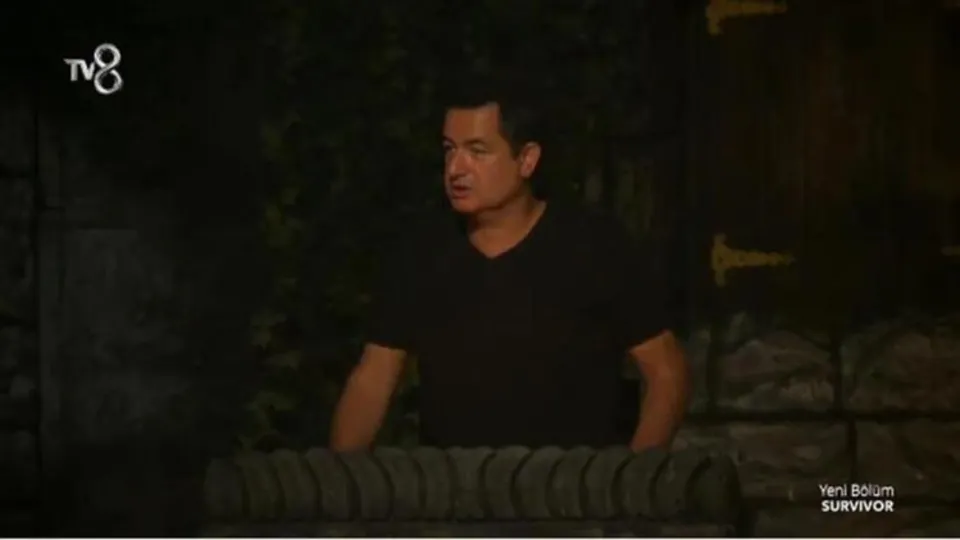 Survivor'da diskalifiye şoku! Gözyaşlarına boğuldular