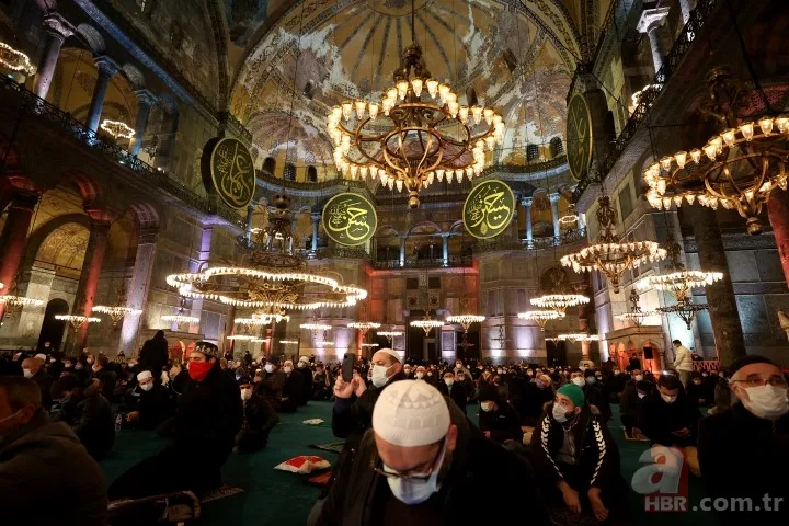 Ayasofya Camii'nde Regaip Kandili coşkuyla idrak edildi 2