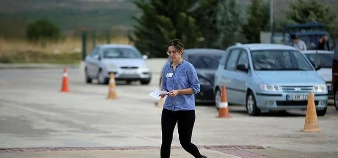 KPSS'ye koşarak geldiler kapıda piercinglerini çıkardılar