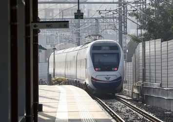 Hükümetten prestij projesi! Ankara-İstanbul arası 80 dakikaya düşecek