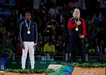 Judoda altınlar sahiplerini buldu!