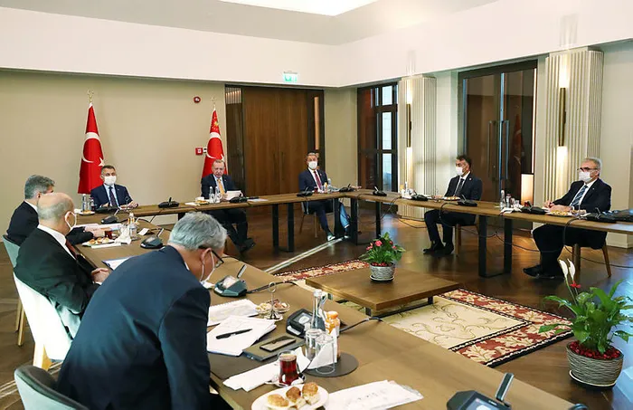 Başkan Erdoğan Bitlis’te bölge valileriyle toplantı yaptı