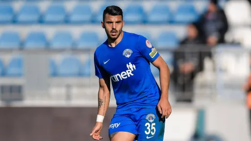 galatasarayin-ilk-transferini-canli-yayinda-acikladi-1609253163231.jpg Galatasaray'ın ilk transferini canlı yayında açıkladı! - 3